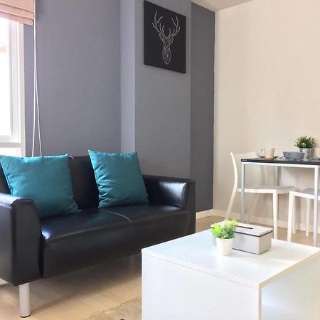 Modern Studio Room At Kathu Exterior foto